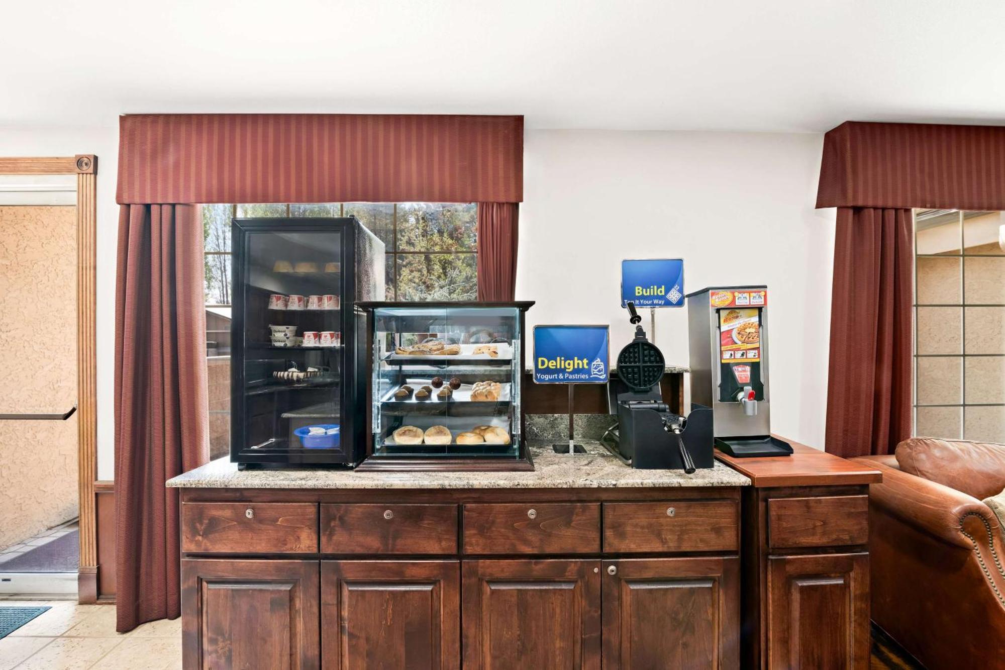 Best Western Newberry Station La Pine Exteriér fotografie